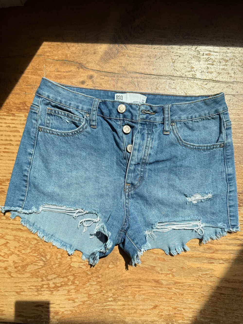 RSQ Distressed Denim Shorts - Like New condition 🦋 Sz 27